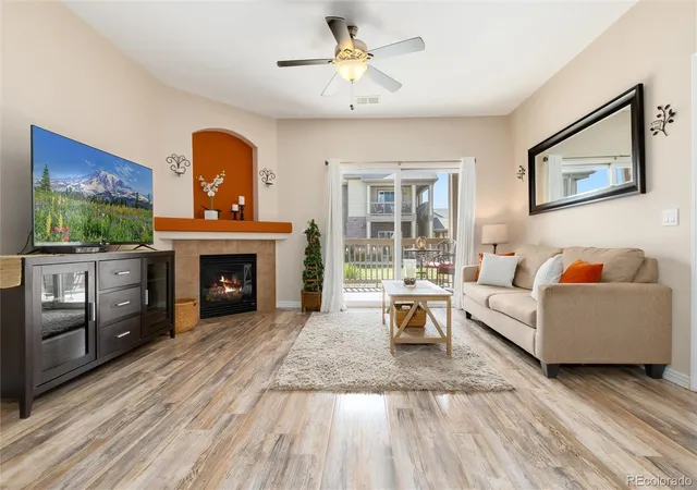 Listing Photo 4 - Condo for sale in building located at 23450 E 5th Dr, Aurora, CO 80018 - Unit #101