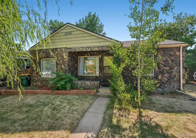 Photo 1 of Single family home for sale at 4564 S Pennsylvania St, Englewood, CO 80113 | MLS# 8124665 | Listing updated on 2026-09-16