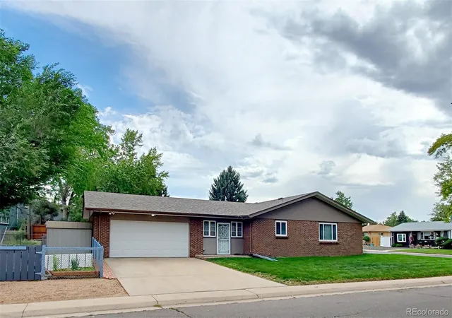 Photo 1 of Single family home for sale at 2124 S Fenton St, Denver, CO 80227 | MLS# 8798095 | Listing updated on 2026-09-29