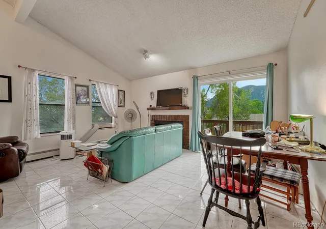 Photo 4 of Single family home for sale at 3660 Suncrest Ct, Colorado Springs, CO 80906 | MLS# 5730389 | Listing updated on 2026-09-17