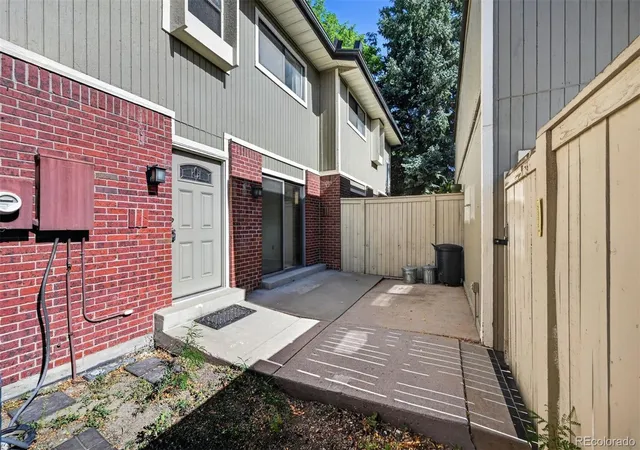 Photo 2 of Townhouse for sale at 222 S Holman Way, Golden, CO 80401 | MLS# 7066298 | Listing updated on 2026-09-17