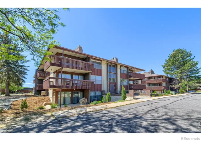 Photo 3 of Condo for sale at 500 Manhattan Dr #D7, Boulder, CO 80303 | MLS# IR1068807 | Listing updated on 2026-10-08