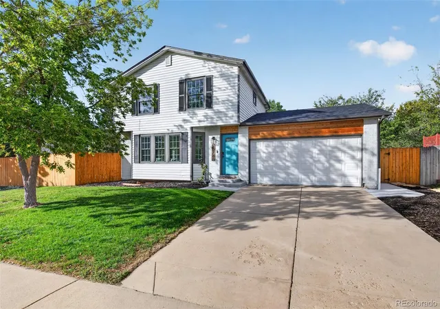 Photo 3 of Single family home for sale at 10721 Birch Ct, Thornton, CO 80233 | MLS# 6901625 | Listing updated on 2026-09-17