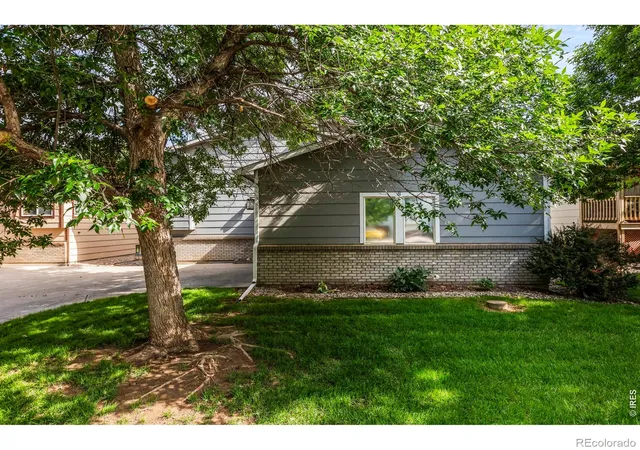 Photo 3 of Single family home for sale at 972 Winona Cir, Loveland, CO 80537 | MLS# IR1068827 | Listing updated on 2026-09-28