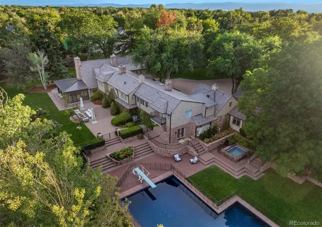 Photo 3 of Mansion for sale at 4660 S Franklin St, Englewood, CO 80113 | MLS# 2744750 | Listing updated on 2026-09-22