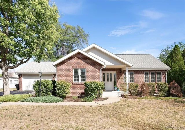 Photo 1 of Single family home for sale at 6240 Tennyson St, Arvada, CO 80003 | MLS# 5749941 | Listing updated on 2026-09-22