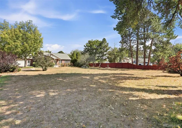 Photo 3 of Single family home for sale at 6240 Tennyson St, Arvada, CO 80003 | MLS# 5749941 | Listing updated on 2026-09-22