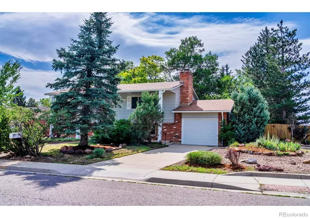 Photo 1 of Single family home for sale at 110 Mohawk Dr, Boulder, CO 80303 | MLS# IR1068868 | Listing updated on 2026-09-17