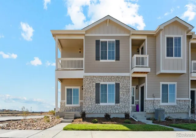 Photo 1 of Townhouse for sale at 925 Montbello Ave, Fort Lupton, CO 80621 | MLS# 3830815 | Listing updated on 2026-09-17