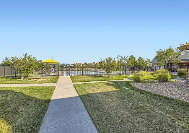 Photo 34 of Single family home for sale at 404 N Flt Rock St, Aurora, CO 80018 | MLS# 3005151 | Listing updated on 2026-10-07