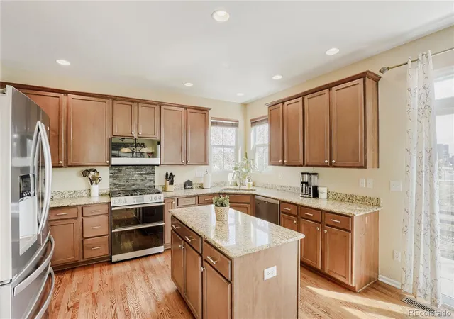 Photo 3 of Single family home for sale at 404 N Flt Rock St, Aurora, CO 80018 | MLS# 3005151 | Listing updated on 2026-10-07
