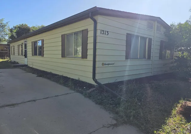 Photo 1 of Single family home for sale at 1213 Macintyre Ct, Dacono, CO 80514 | MLS# IR1068920 | Listing updated on 2026-09-17