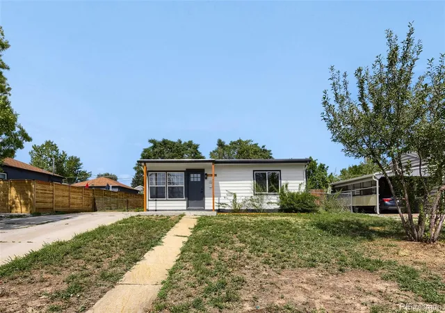 Photo 1 of Single family home for sale at 1631 W Hoye Pl, Denver, CO 80223 | MLS# 9365476 | Listing updated on 2026-09-17