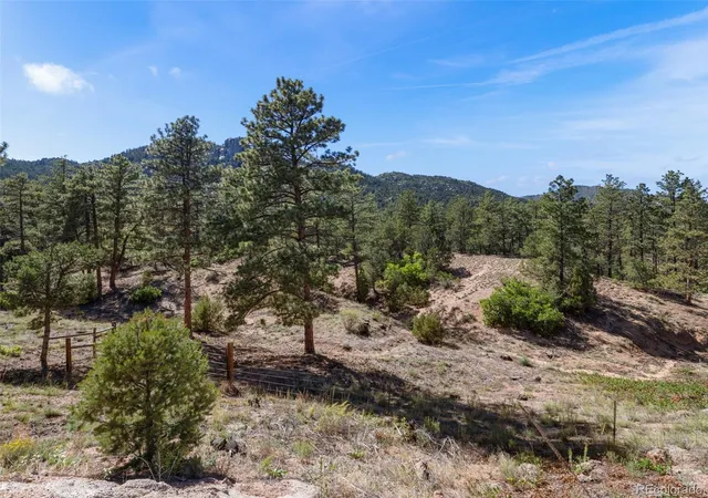 Photo 3 of Single family home for sale at 604 Lowry Ranch Rd, Canon City, CO 81212 | MLS# 4562123 | Listing updated on 2026-09-18