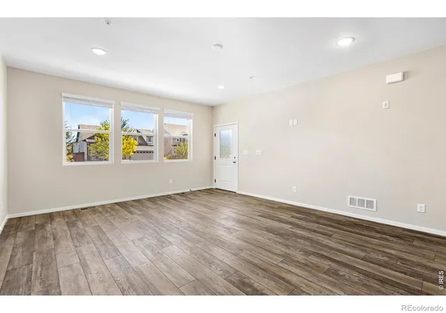 Listing Photo 5 - Condo for sale in building located at 2102 Setting Sun Dr, Windsor, CO 80550 - Unit #2