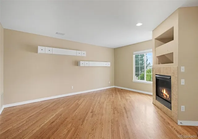 Listing Photo 5 - Condo for sale in building located at 2605 Cutters Cir, Castle Rock, CO 80108 - Unit #105