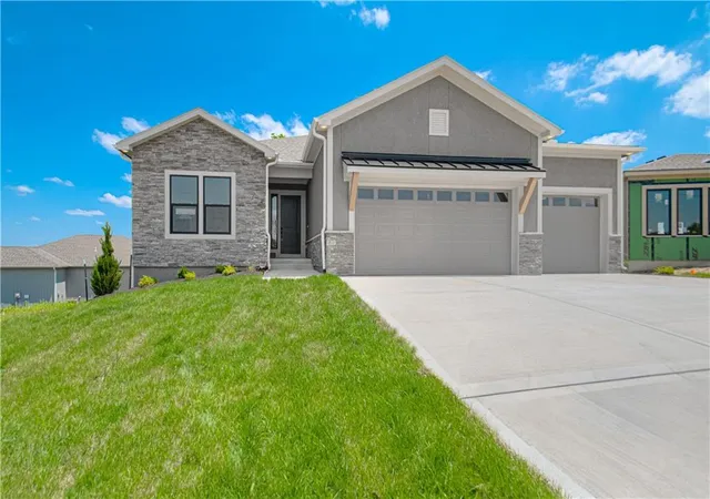 Single family home for sale at 4935 Nw Martin St, Kansas City, MO 64151 | MLS# 2581131