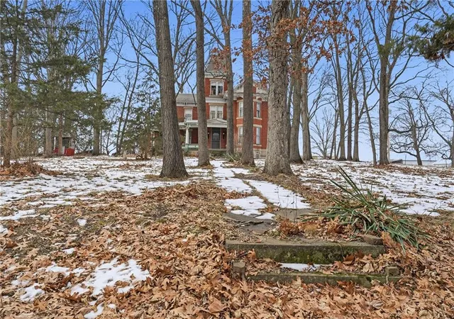 Photo 2 of Single family home for sale at 709 Herring St, Brunswick, MO 65236 | MLS# 2600707 | Listing updated on 2026-09-16