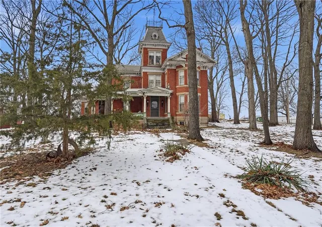 Photo 3 of Single family home for sale at 709 Herring St, Brunswick, MO 65236 | MLS# 2600707 | Listing updated on 2026-09-16