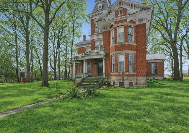 Photo 4 of Single family home for sale at 709 Herring St, Brunswick, MO 65236 | MLS# 2600707 | Listing updated on 2026-09-16