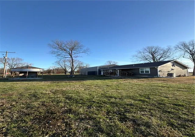 Photo 4 of Single family home for sale at 106 S Preston St, Kincaid, KS 66039 | MLS# 2605616 | Listing updated on 2026-09-30