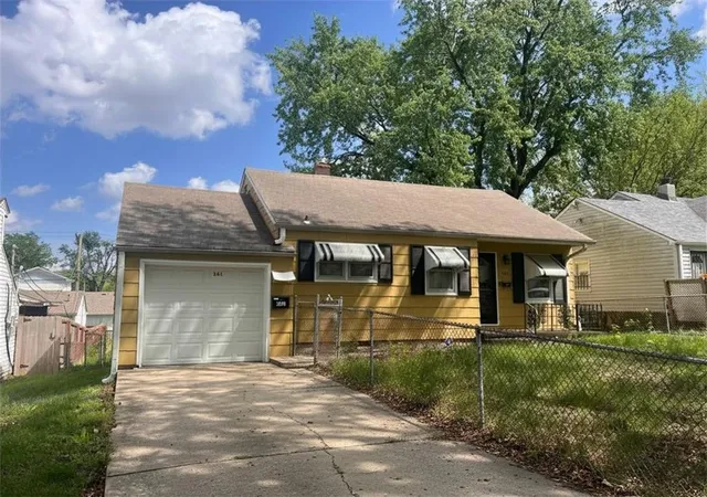 Photo 2 of Single family home for sale at 341 N Quincy Ave, Kansas City, MO 64123 | MLS# 2611959 | Listing updated on 2026-09-16
