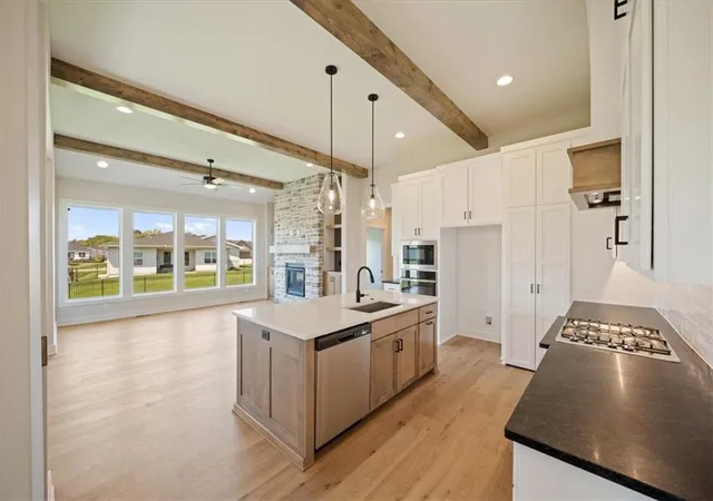 Photo 4 of Sale Pending at 2622 SW Barley Fld Dr, Lees Summit, MO 64082 | MLS# 2613765 | Listing updated on 2026-09-18