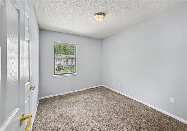 Photo 4 of Single family home for sale at 118 Nanette St, Belton, MO 64012 | MLS# 2614377 | Listing updated on 2026-09-16