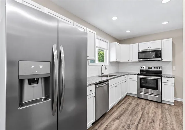 Photo 4 of Single family home for sale at 4221 Prospect Ave, Kansas City, MO 64130 | MLS# 2615527 | Listing updated on 2026-09-09
