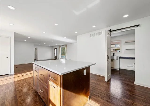 Photo 3 of Single family home for sale at 1309 W 100th Terrace, Kansas City, MO 64114 | MLS# 2621289 | Listing updated on 2026-09-17