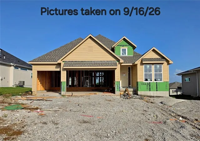 Single family home for sale at 11223 S Gleason Rd, Olathe, KS 66061 | MLS# 2621359