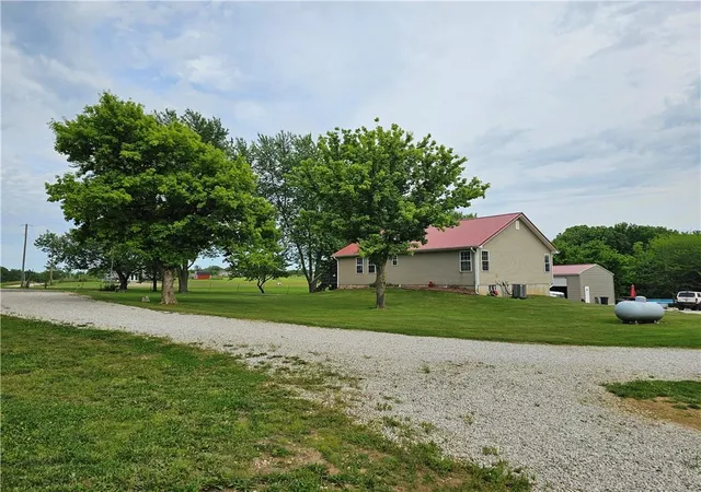 Photo 2 of Single family home for sale at 510 SW 801st Road, Holden, MO 64040 | MLS# 2622554 | Listing updated on 2026-10-05