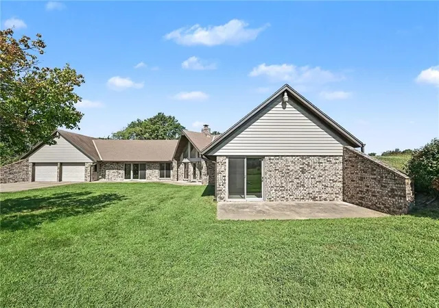 Photo 2 of Single family home for sale at 2946 Sw 204th Street, Trimble, MO 64492 | MLS# 2622779 | Listing updated on 2026-10-04