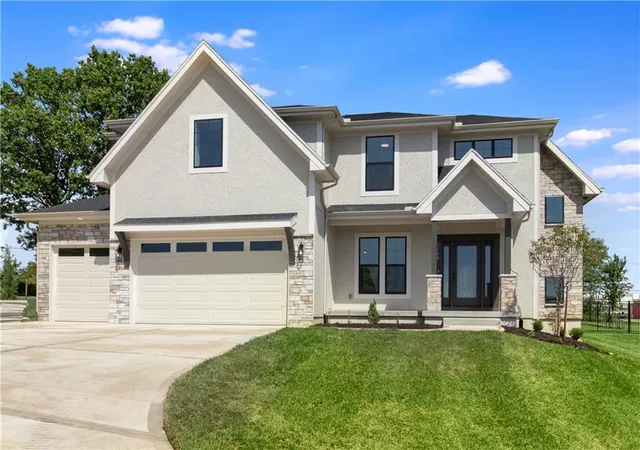 Photo 1 of Single family home for sale at 2609 Ne Amanda Ln, Blue Springs, MO 64029 | MLS# 2624993 | Listing updated on 2026-09-17