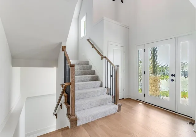 Photo 3 of Single family home for sale at 2609 Ne Amanda Ln, Blue Springs, MO 64029 | MLS# 2624993 | Listing updated on 2026-09-17