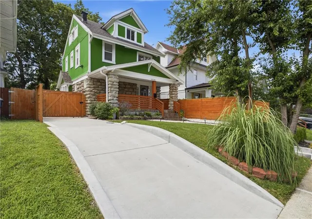 Photo 3 of Sale Pending at 3230 Bellefontaine Ave, Kansas City, MO 64128 | MLS# 2627470 | Listing updated on 2026-09-17