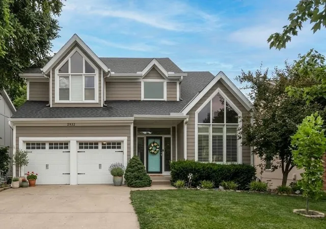 Single family home for sale at 8910 W 132nd Terrace, Overland Park, KS 66213 | MLS# 2627963