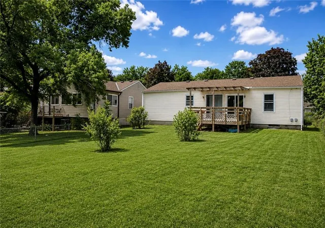 Photo 3 of Single family home for sale at 13 W 89 Terrace, Kansas City, MO 64114 | MLS# 2629007 | Listing updated on 2026-09-18