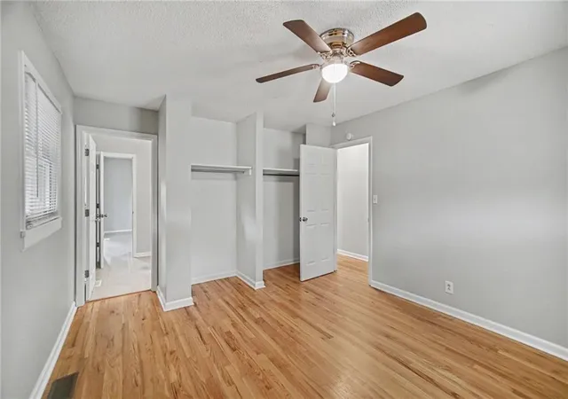 Photo 3 of Single family home for sale at 820 N Choctaw Ave, Independence, MO 64056 | MLS# 2629311 | Listing updated on 2026-09-16
