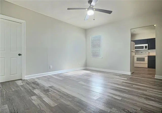 Photo 3 of Single family home for sale at 112 S Taylor St, Pleasant Hill, MO 64080 | MLS# 2629921 | Listing updated on 2026-09-17