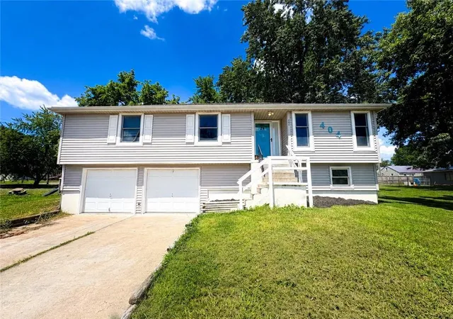 Photo 3 of Single family home for sale at 404 SW 7th Terrace, Concordia, MO 64020 | MLS# 2630790 | Listing updated on 2026-09-17