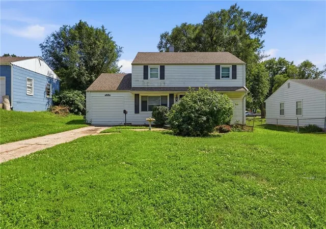 Photo 1 of Single family home for sale at 10005 E 35th Street, Independence, MO 64052 | MLS# 2631446 | Listing updated on 2026-09-17