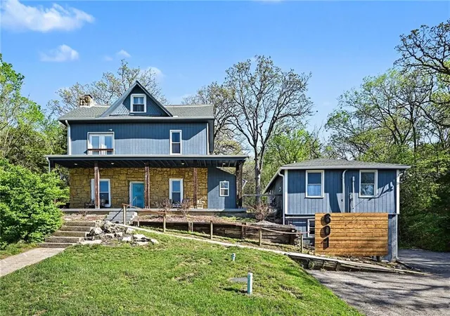 Photo 1 of Single family home for sale at 601 Kaw Dr, Edwardsville, KS 66111 | MLS# 2631893 | Listing updated on 2026-09-16