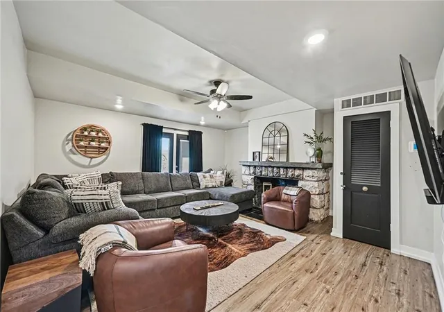 Photo 4 of Single family home for sale at 601 Kaw Dr, Edwardsville, KS 66111 | MLS# 2631893 | Listing updated on 2026-09-16