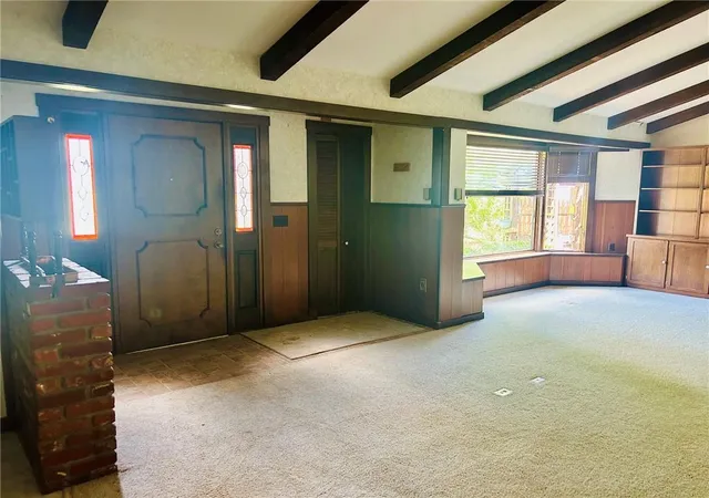 Photo 3 of Single family home for sale at 108 Crestview Dr, Parsons, KS 67357 | MLS# 2632144 | Listing updated on 2026-09-17