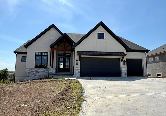 Photo 3 of Single family home for sale at 25517 W 114th Terrace, Olathe, KS 66061 | MLS# 2632192 | Listing updated on 2026-10-21