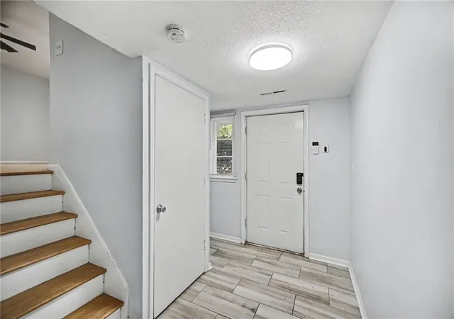 Photo 3 of Single family home for sale at 8007 E 93rd Street, Kansas City, MO 64138 | MLS# 2632645 | Listing updated on 2026-09-16