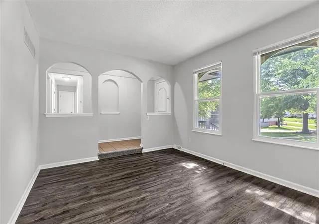 Photo 4 of Single family home for sale at 2020 SW Morningside Dr, Blue Springs, MO 64015 | MLS# 2633104 | Listing updated on 2026-09-16