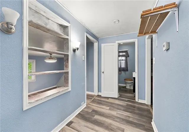 Photo 3 of Single family home for sale at 516 Sw 13 Street, Blue Springs, MO 64015 | MLS# 2634126 | Listing updated on 2026-09-17