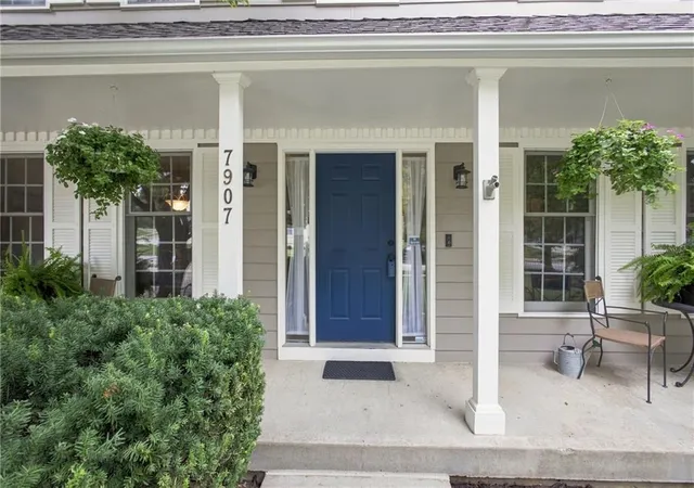 Photo 4 of Sale Pending at 7907 NW 76th Terrace, Kansas City, MO 64152 | MLS# 2634189 | Listing updated on 2026-09-17